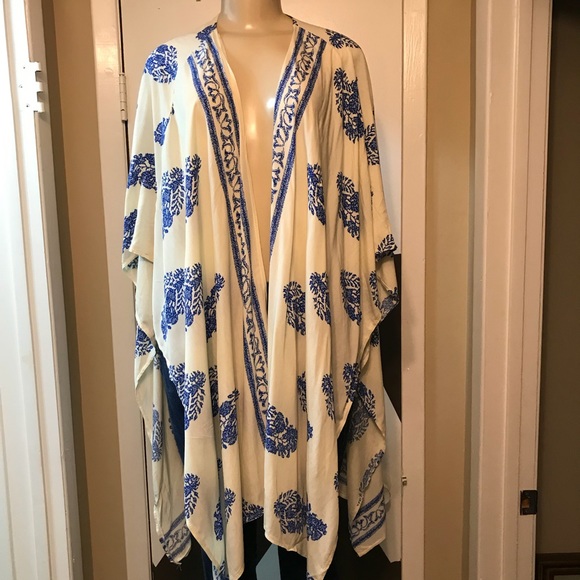 EUC stunning multi purpose cotton rayon cover up - Picture 8 of 8